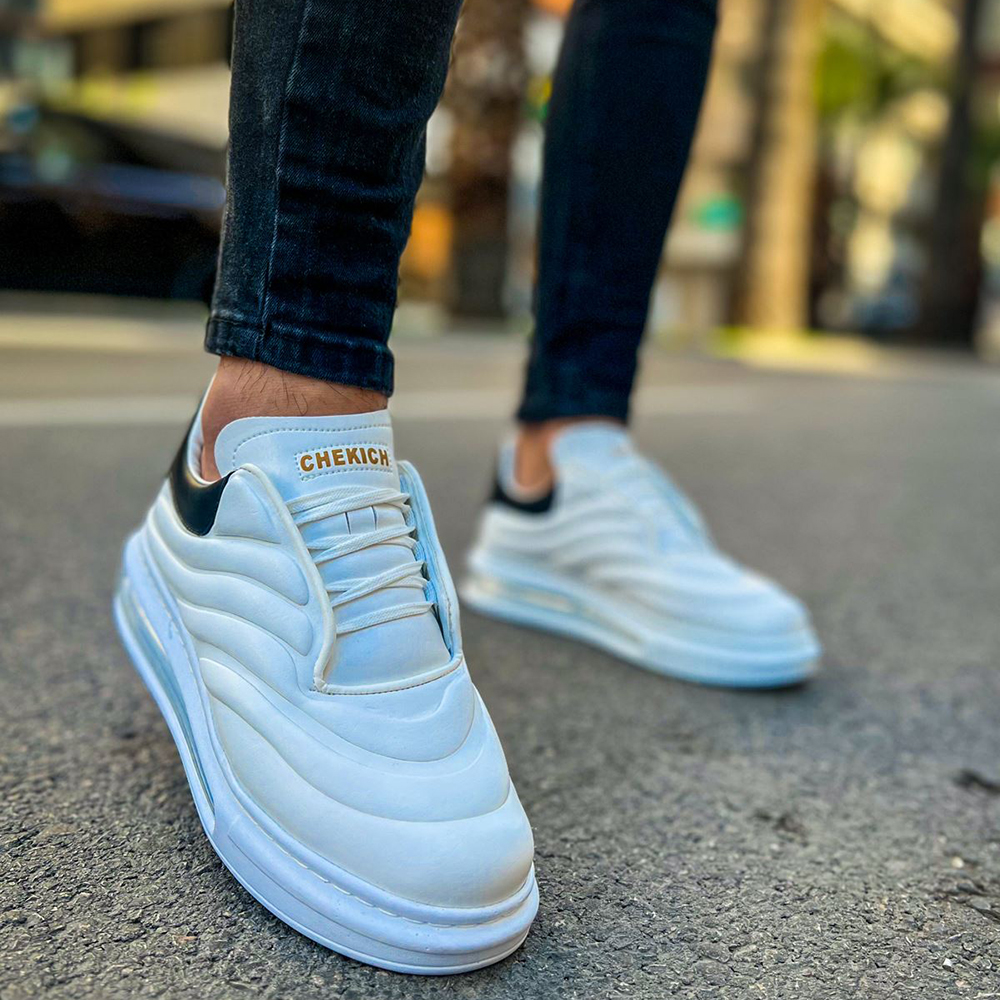 mens white walking sneakers
